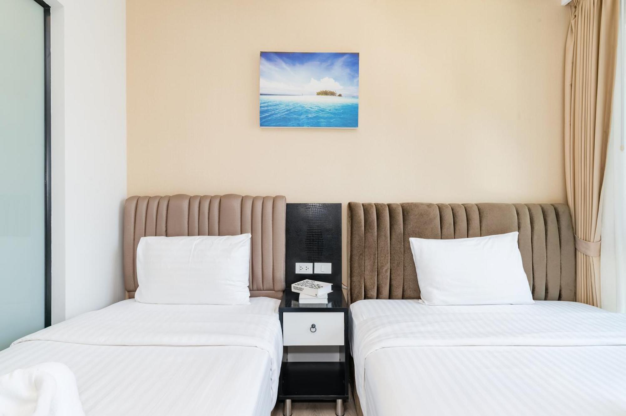 Hotel Wyndham Royal Lee Phuket Nai Yang Beach Exterior foto