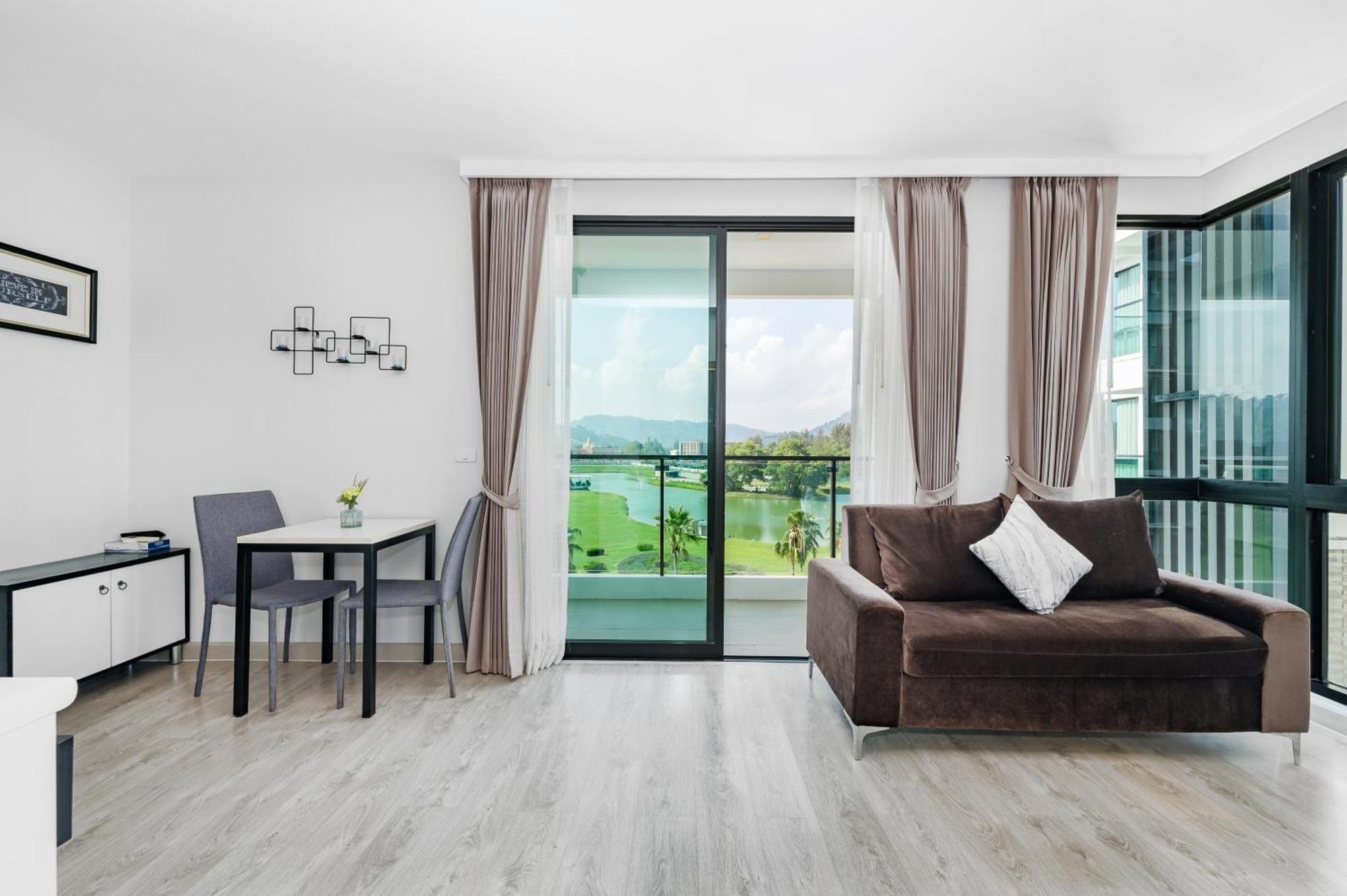 Hotel Wyndham Royal Lee Phuket Nai Yang Beach Exterior foto