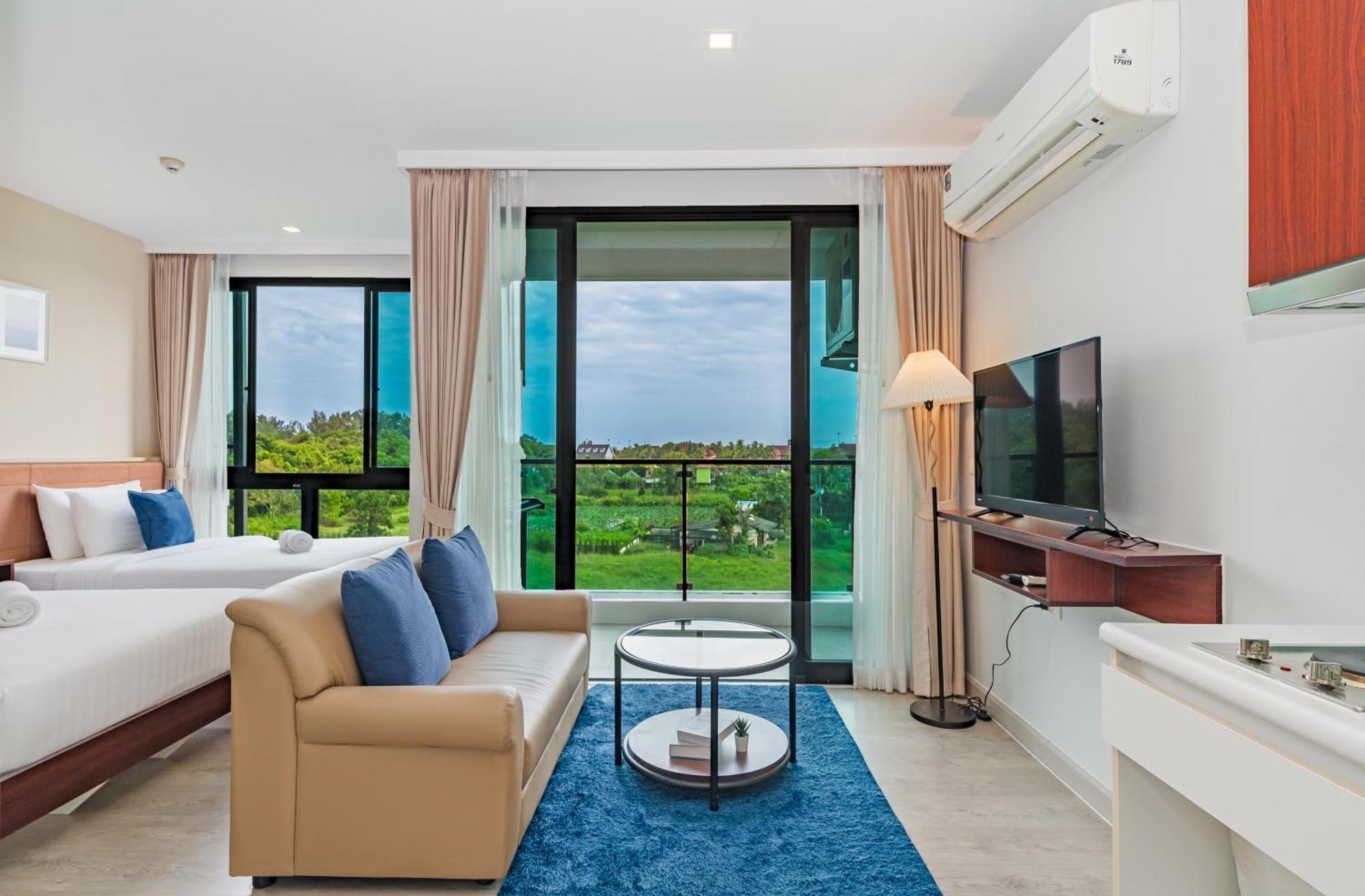 Hotel Wyndham Royal Lee Phuket Nai Yang Beach Exterior foto